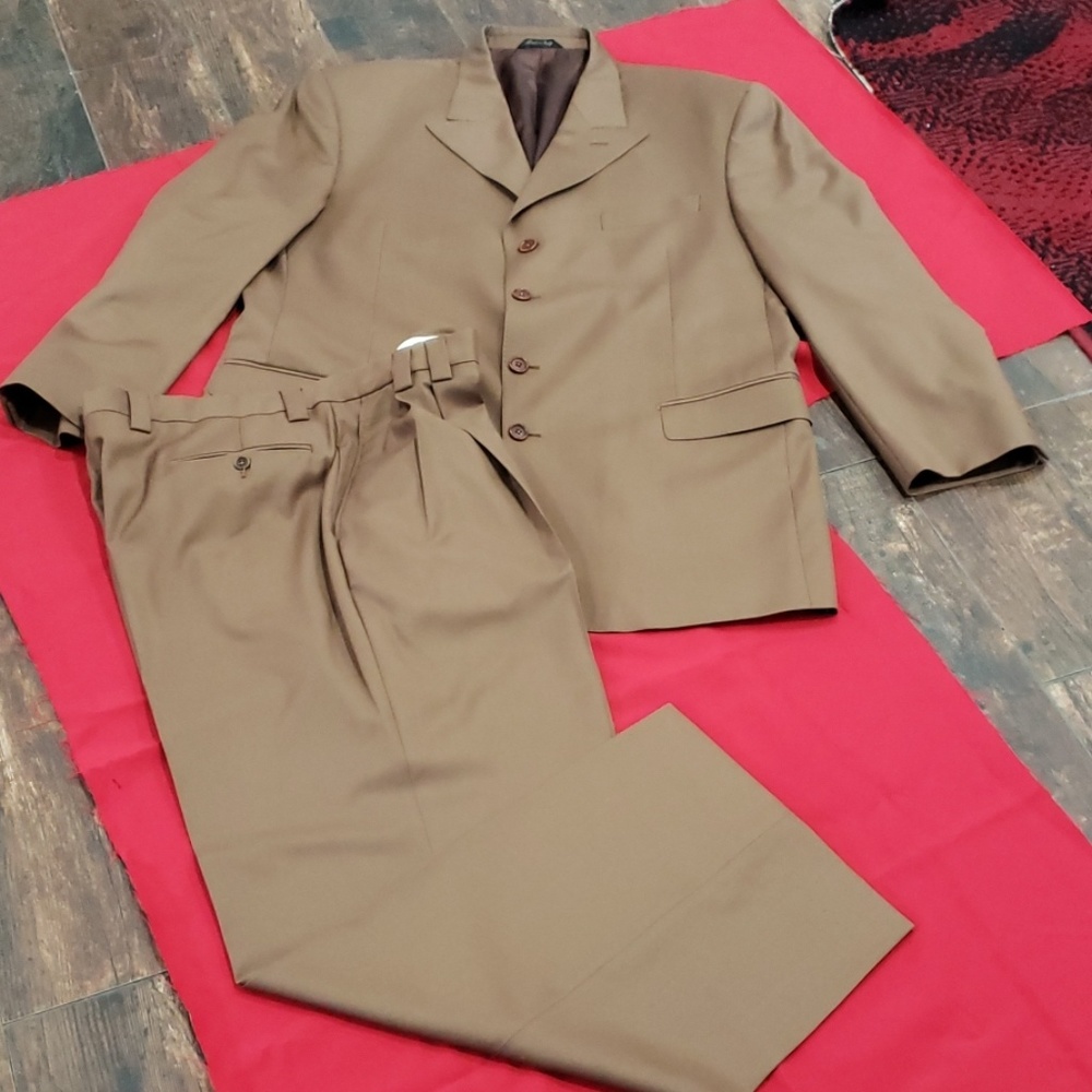 Sergio Valentino 2 piece Suit men 54 cognac